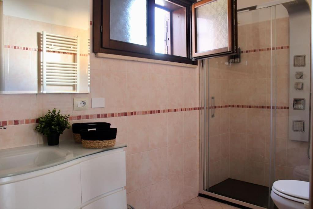The Garden House Fco, Self Check In And Free Private Parking Appartement Fiumicino Buitenkant foto