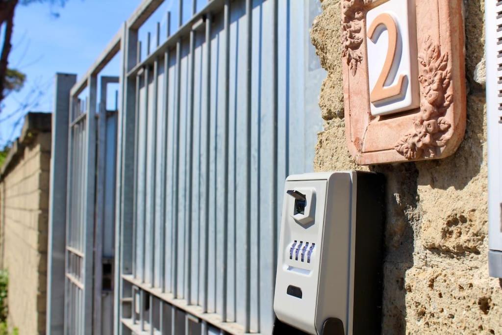 The Garden House Fco, Self Check In And Free Private Parking Appartement Fiumicino Buitenkant foto
